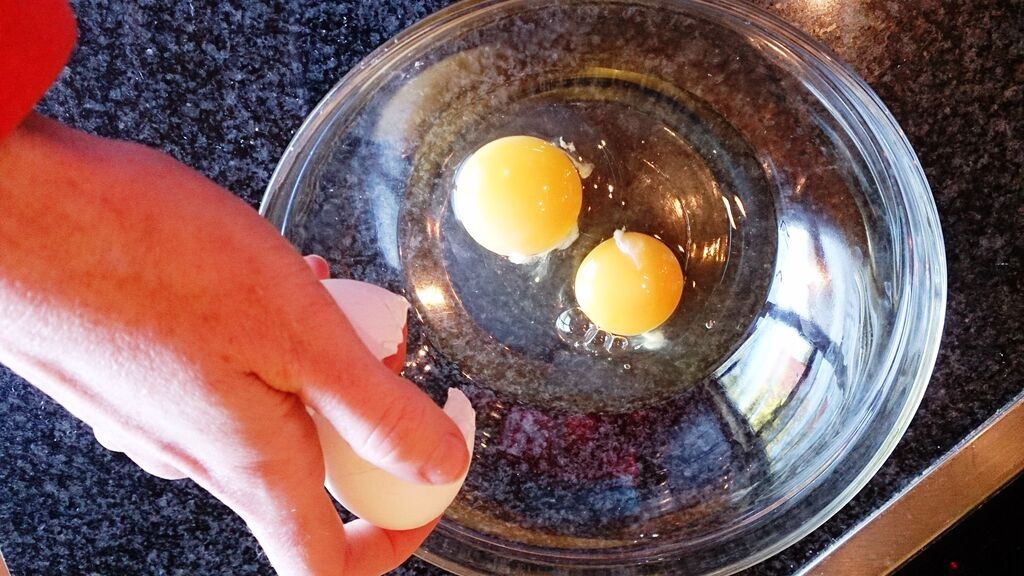 Tortilla eggs in bowl