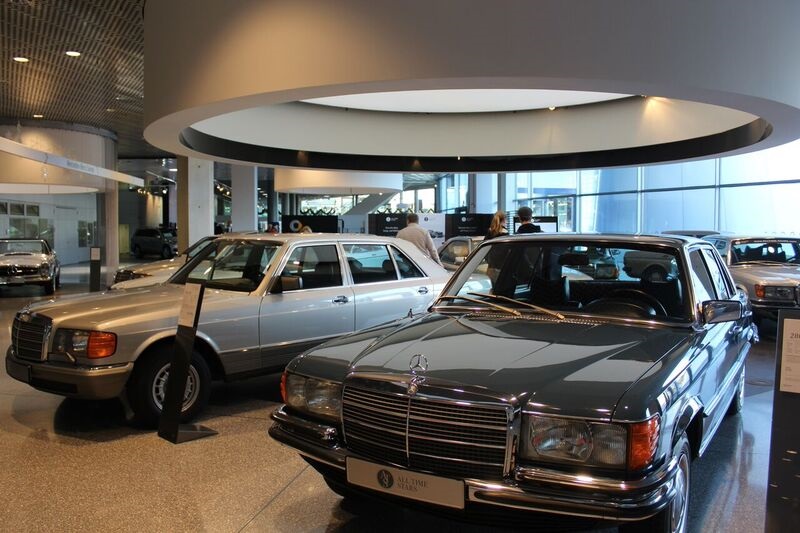 Mercedes Benz showroom Wendy Where Pigs Fly!