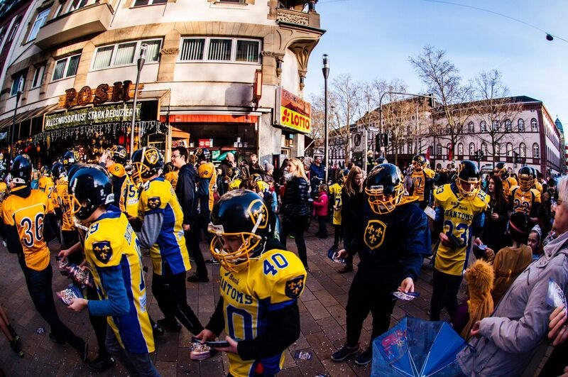 0204 American football kids Gemma Wiesbaden Children’s Fasching Parade