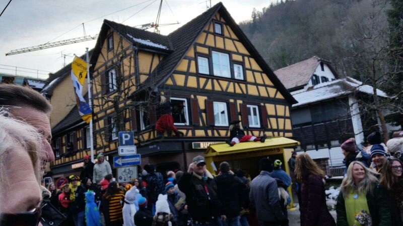 160709 parade and house Gemma Schramberg Fastnacht Boat Race and Parade