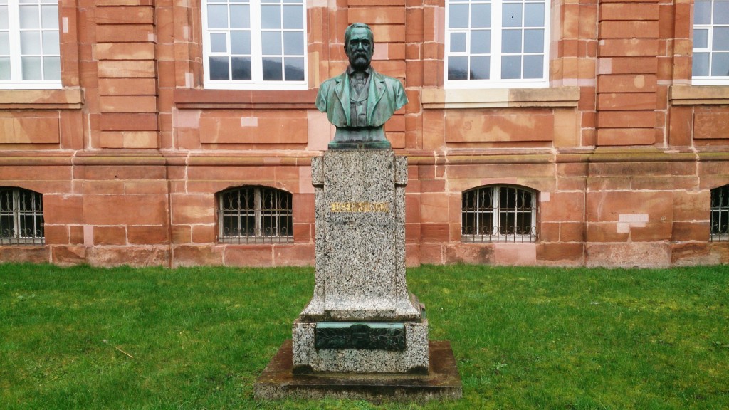 Bosh Bust Villeroy and Boch headquarters Kelly Exploring Mettlach 16