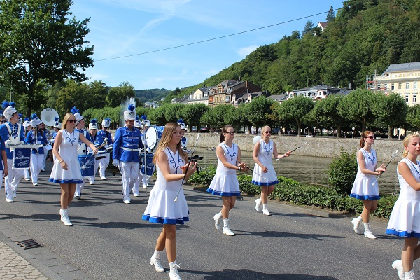 MIG - marching band Wendy The largest flower parade and festival in Germany August 16